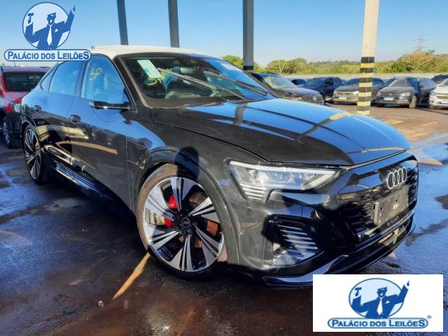 AUDI Q8 SPORTBACK E-TRON 2024 